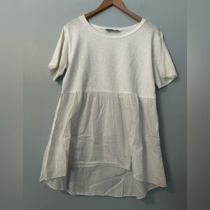 Ladies summer cotton top in size large. P to P is 20”.